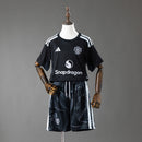 CONJUNTO INFANTIL MANCHESTER UNITED (PORTERO) 26/27