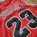 Jersey NBA Chicago Bulls - Michael Jordan Retrô 1997-1998 - Lux Shop